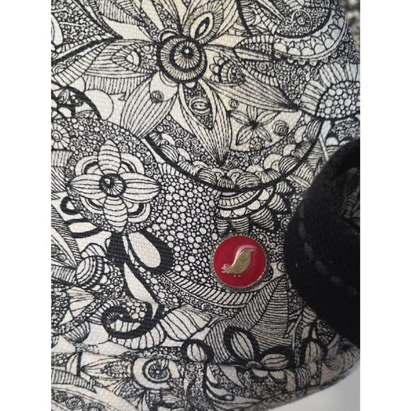 Sakroots Artist Circle Medium Black/White Spirit Desert Print Colorable Backpack main image 13
